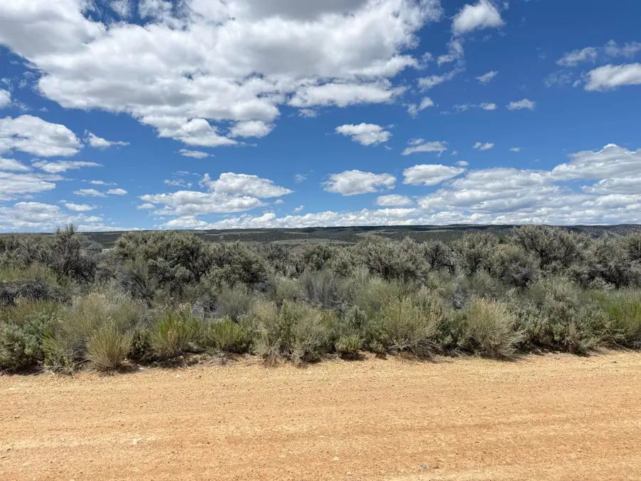 4323 S Scenic Dr, Panguitch, UT 84759 - #2