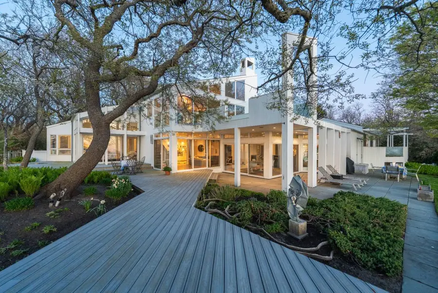 4105 Soundview Avenue, Mattituck, NY 11952 - #3