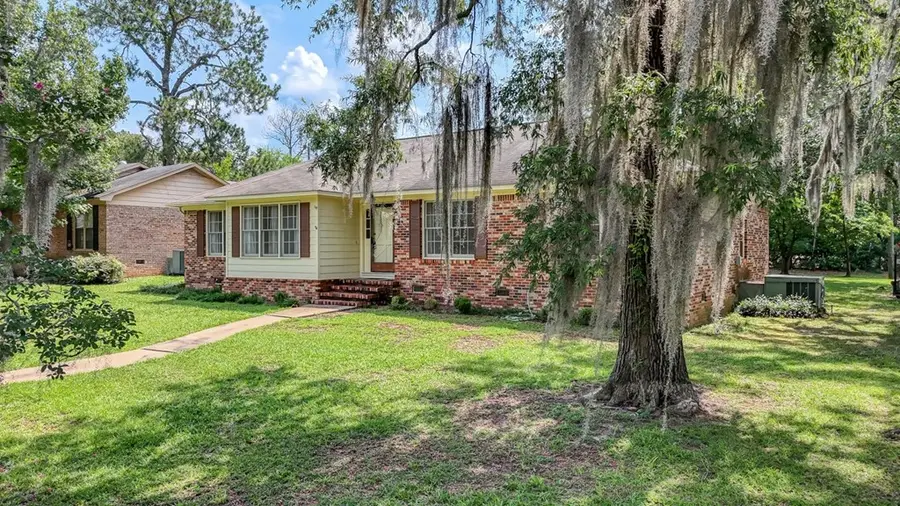 1520 Webb Street, Albany, GA 31721 - #3