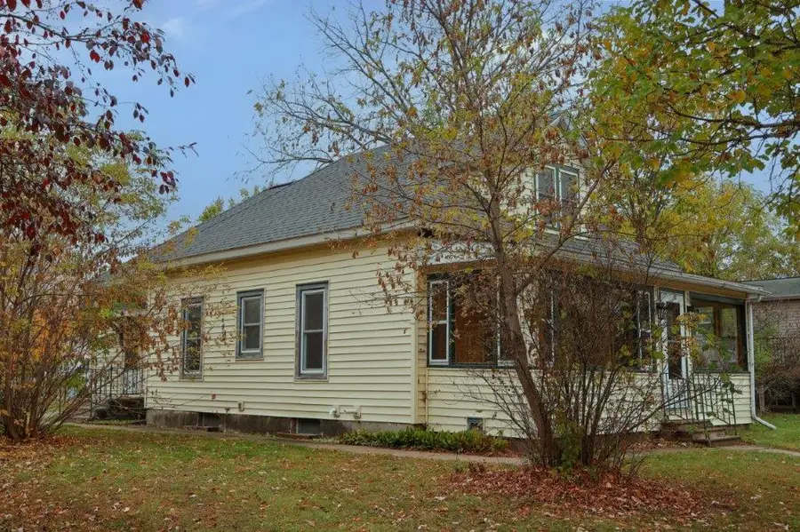 516 Lake Avenue, Ladysmith, WI 54848 - #3