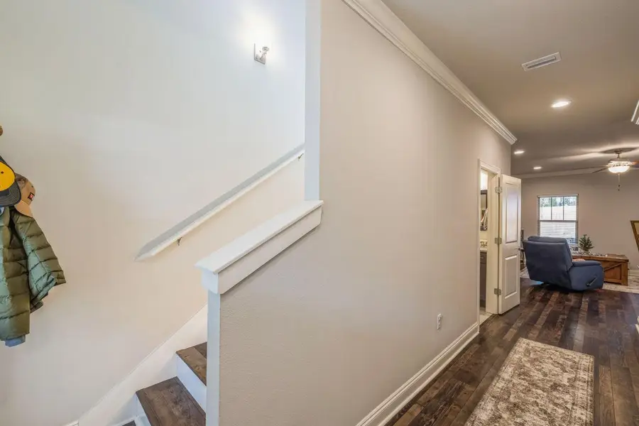 8520 Dinosaur Drive, Navarre, FL 32566 - Image #3