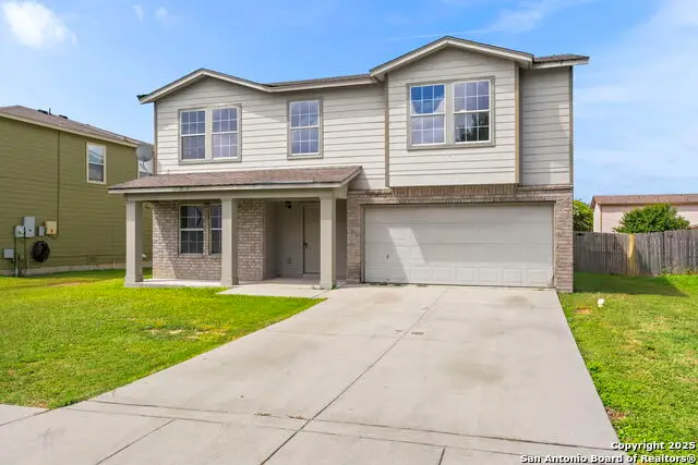 671 Northwest Crossing Drive, New Braunfels, TX 78130 - Image #2