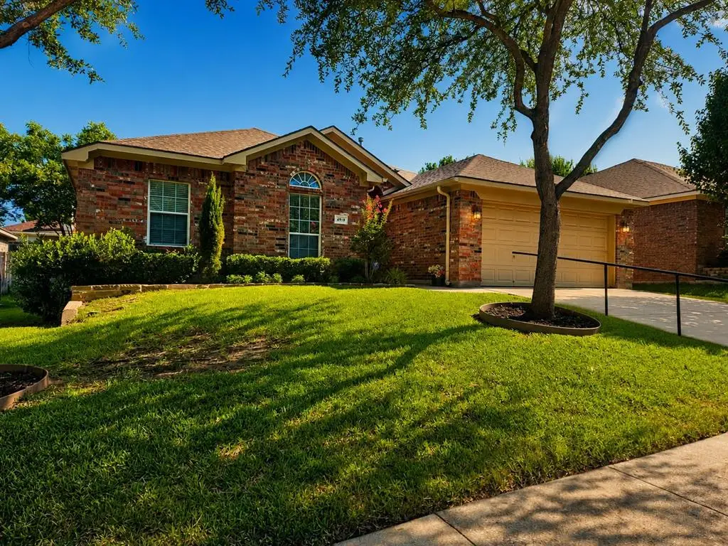 4919 Saddlehorn Drive, Arlington, TX 76017 - #1