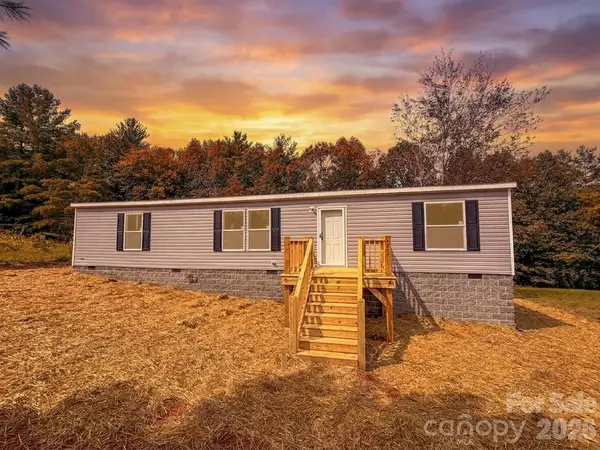 4277 Chinquapin Circle, Lenoir, NC 28645