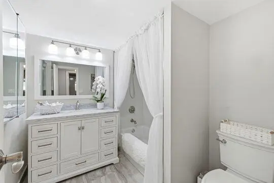 3801 Environ Boulevard #318, Lauderhill, FL 33319