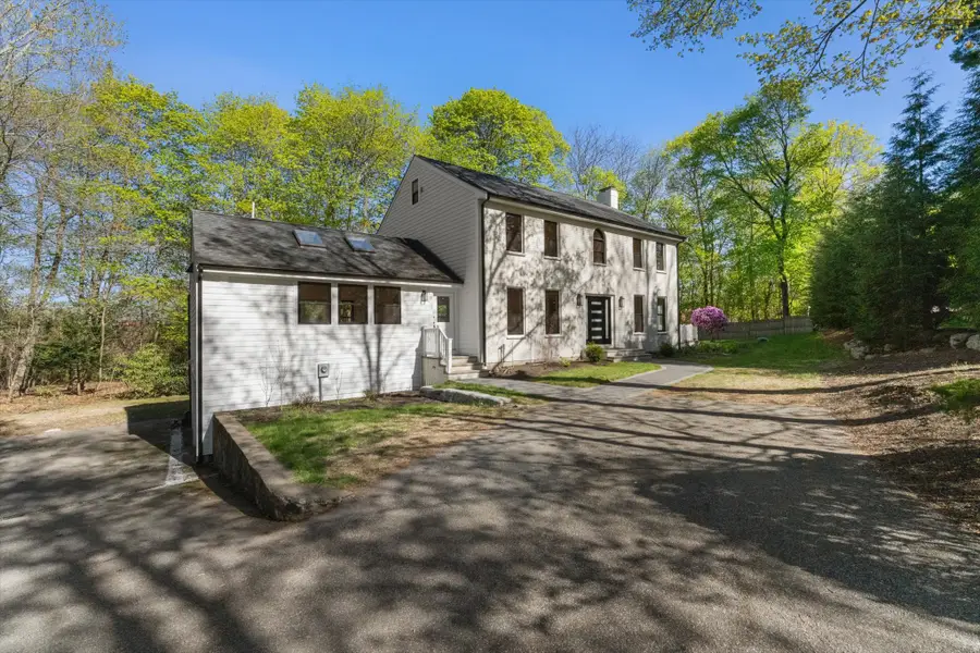 7 Garden Rd, Wellesley, MA 02481 - #2
