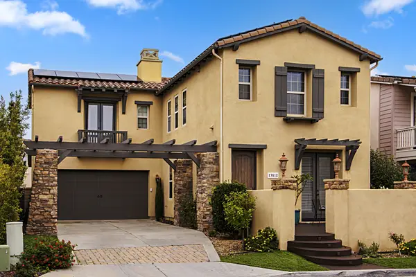 13518 Moonflower Meadows Trail, San Diego, CA 92130