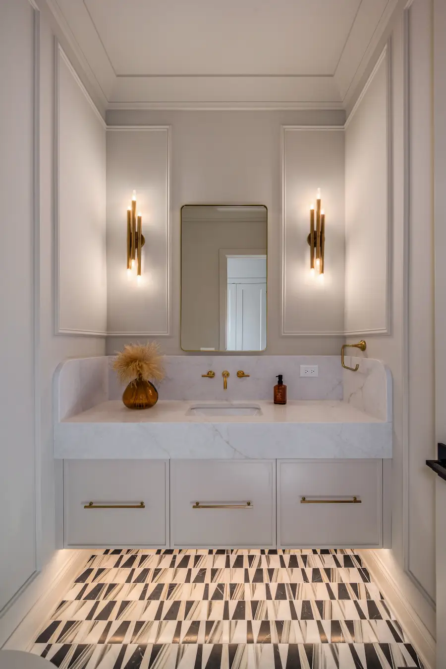 Address Withheld By Seller, Glencoe, IL 60022 - Image #2