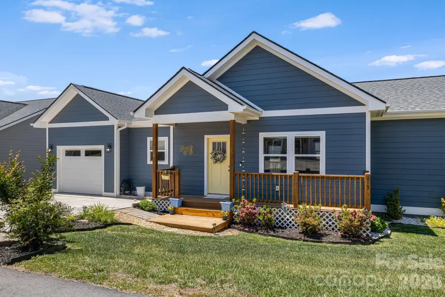 215 Oak Meadow Lane, Asheville, NC 28804 - #2