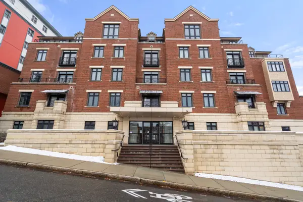 1501 Commonwealth Ave #304, Boston, MA 02135