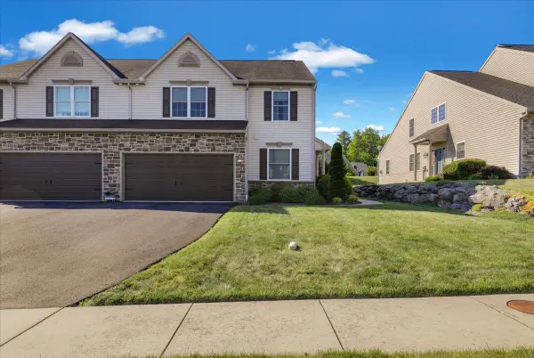 67 Regina Dr, READING, PA 19608
