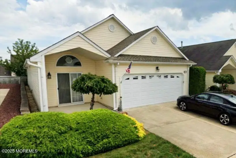 53 Lookout Dr, Manahawkin, NJ 08050 - Image #1