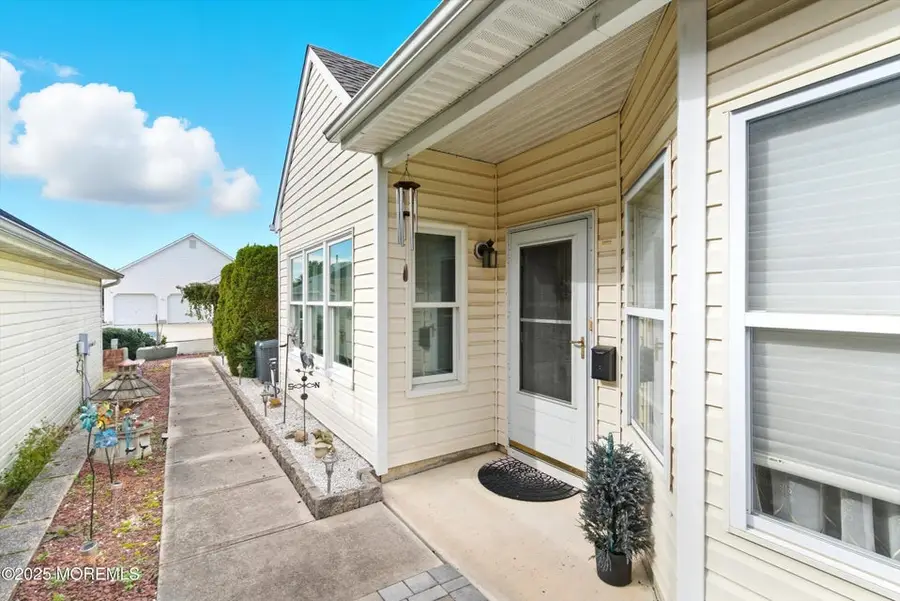 53 Lookout Dr, Manahawkin, NJ 08050 - Image #3