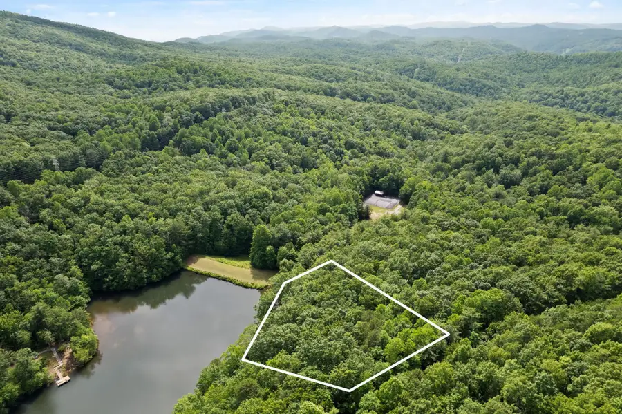 430 N Lakeview Drive, Tryon, NC 28773 - #2