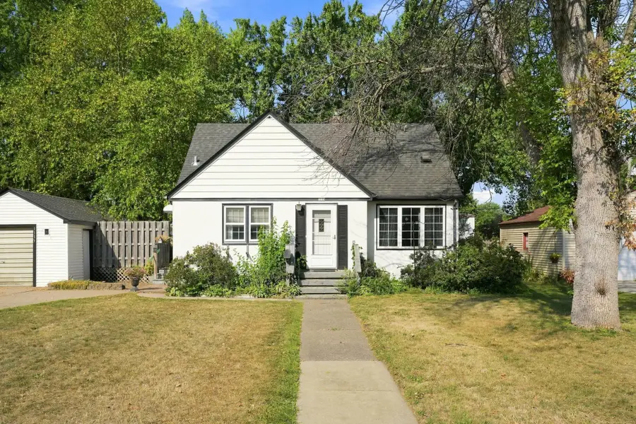 1115 Marshall Avenue, Saint Paul Park, MN 55071 - #2