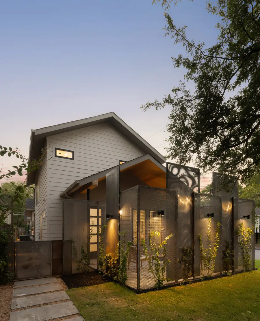 1401 E 3rd St #1, Austin, TX 78702 - Image #3