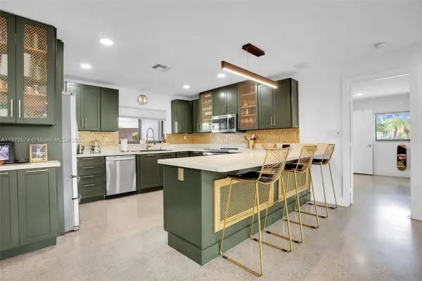 3008 NE 1st Terrace, Wilton Manors, FL 33334