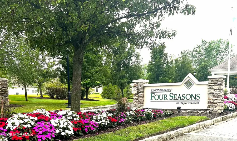 10 Powderhorn Way, Allentown, NJ 08501 - Image #2