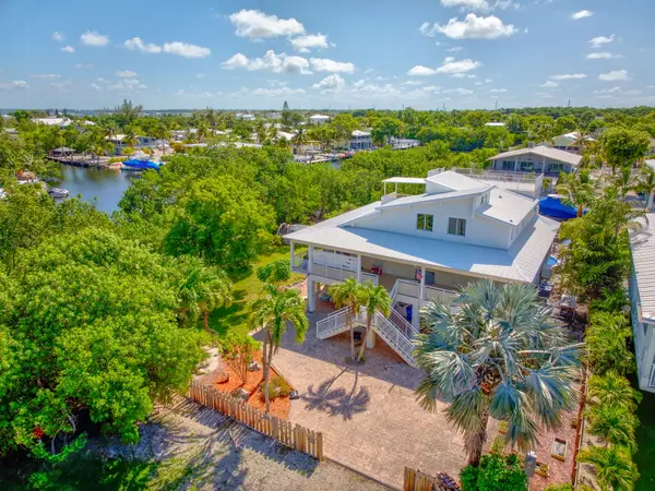 894 Ellen Drive, Key Largo, FL 33037