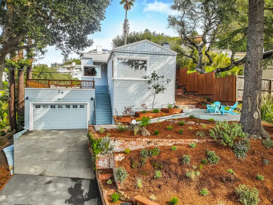 24 Cabrillo Pl, Oakland, CA 94611 - #2