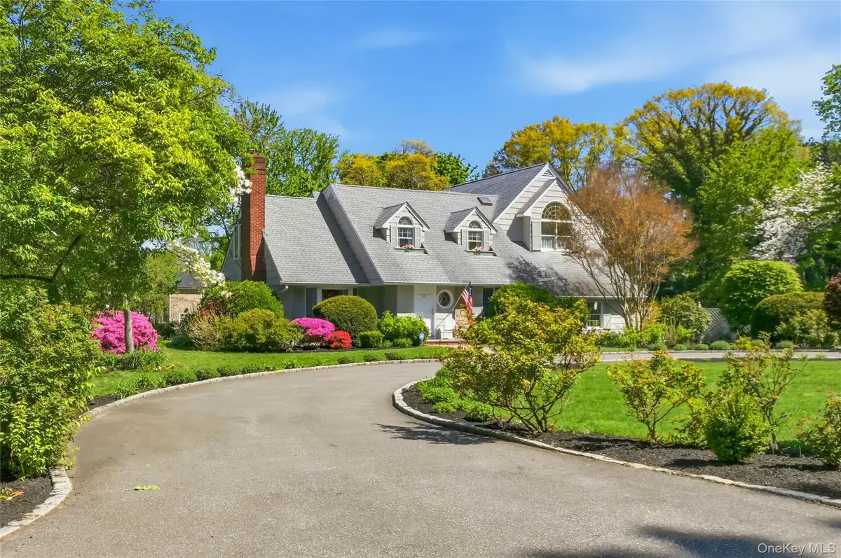 9 Townsend Road, Glen Cove, NY 11542 - #1