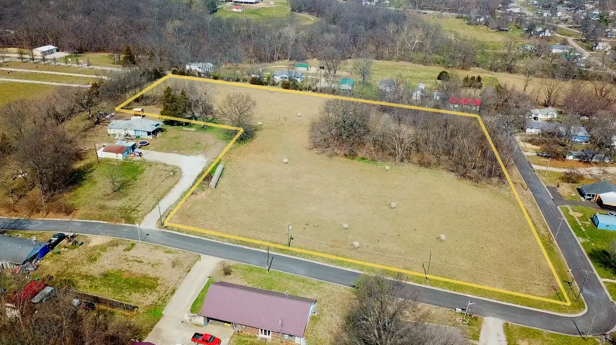 Highland Street, Carrollton, MO 64633 - #1