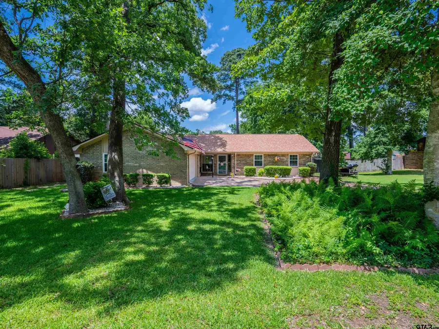 4922 Leaning Oaks Drive, Flint, TX 75762 - Image #2