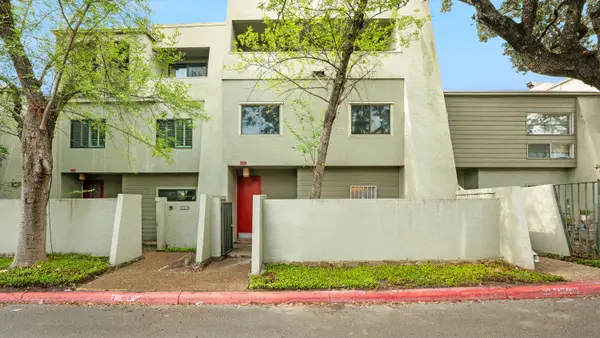 3102 Eisenhauer Road #B-13, San Antonio, TX 78209