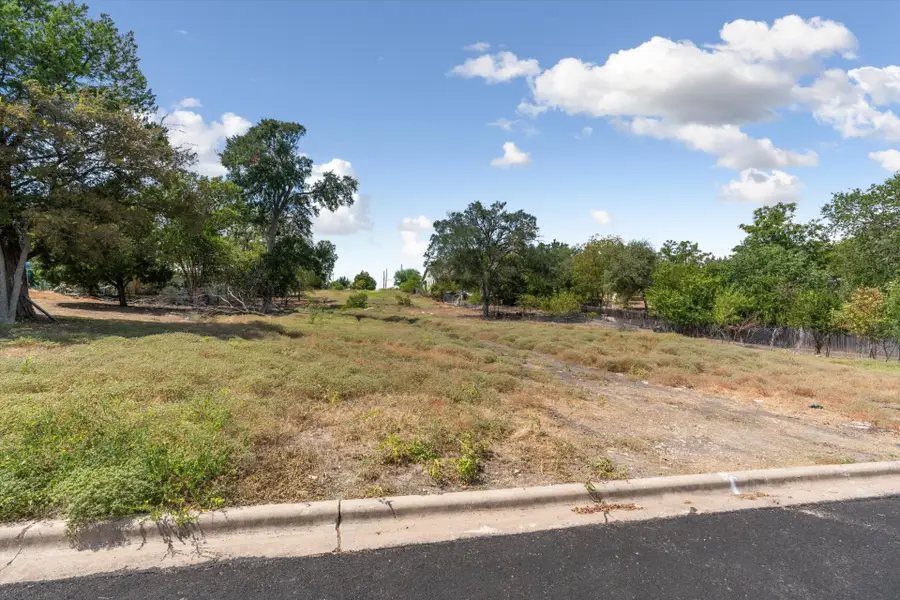 2404 Thrasher Ln, Austin, TX 78741 - #3