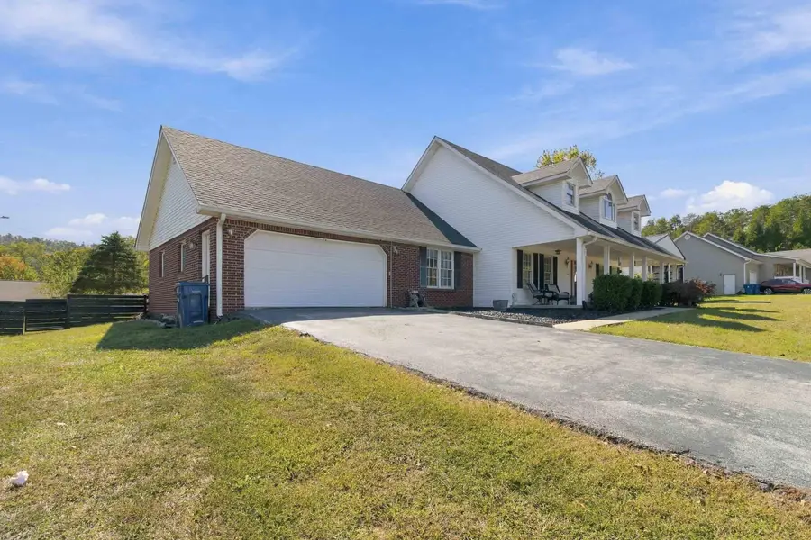 87 Forest Ridge Circle, Bronston, KY 42518 - #3