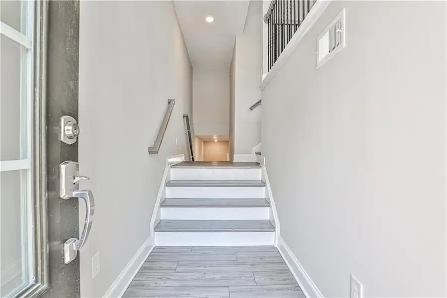 502 Stagecoach Bend, Smyrna, GA 30080 - Image #2