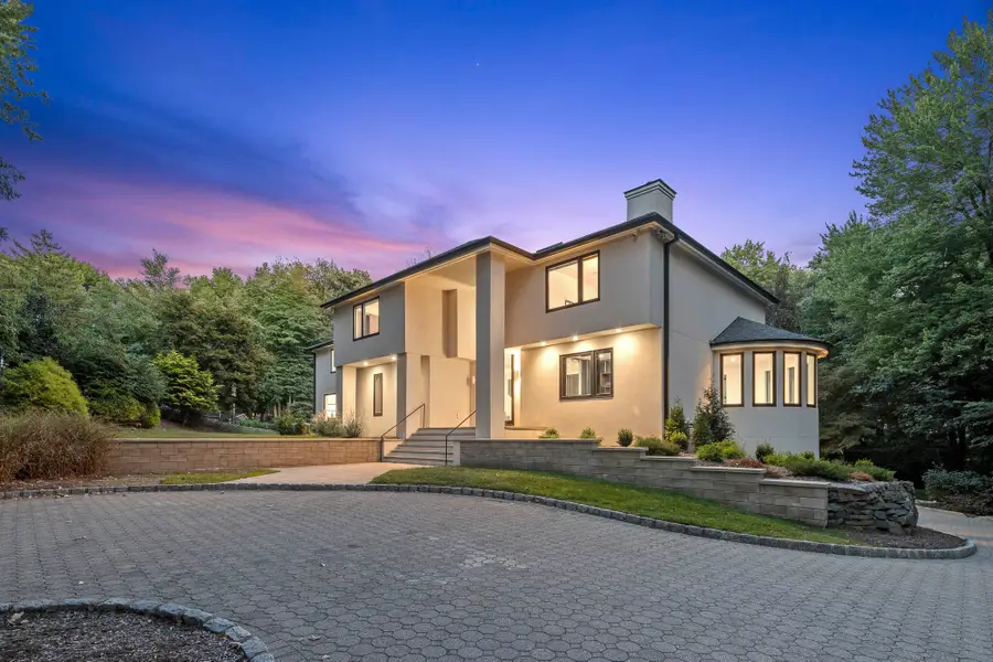 1 Lambs Lane, Cresskill, NJ 07626 - #2