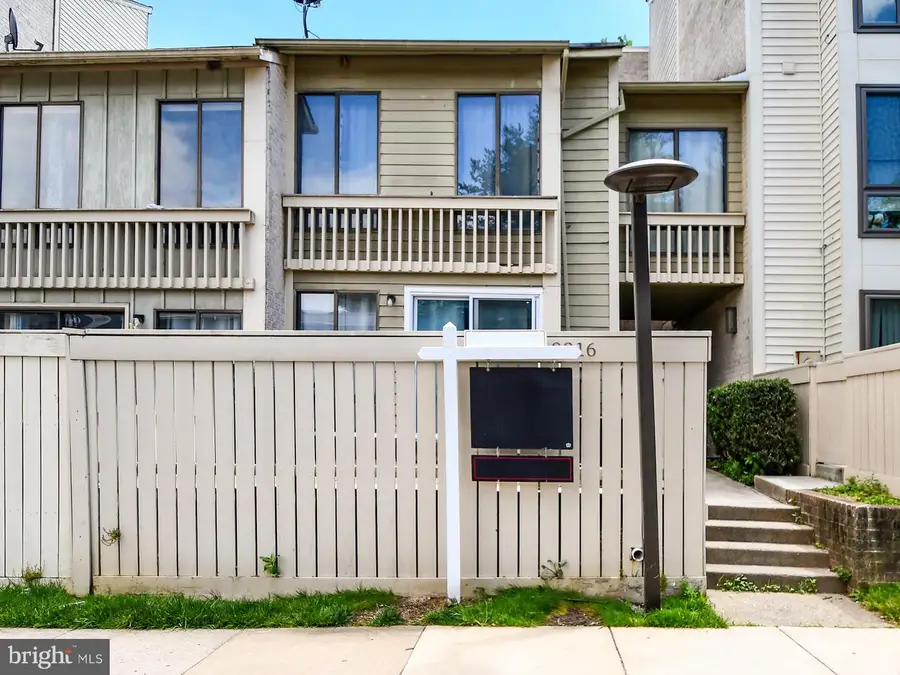 10216 Ridgeline Dr, Montgomery Village, MD 20886 - #3