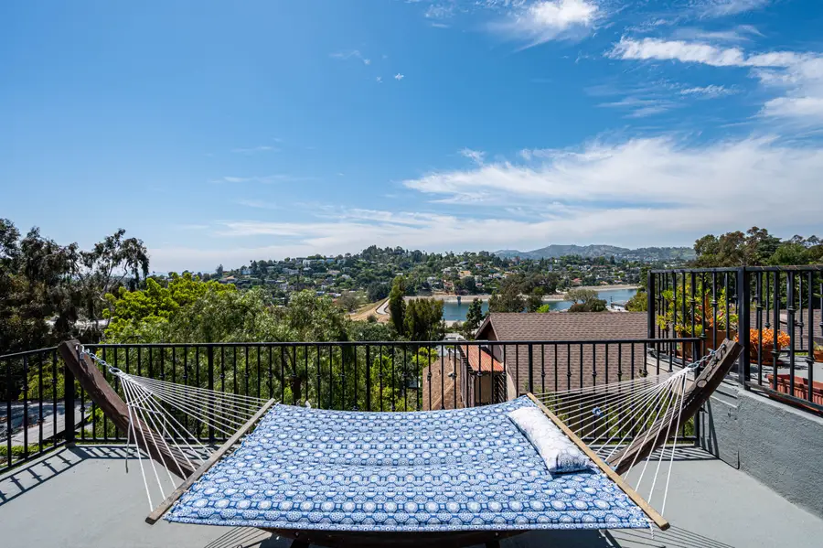 1915 Apex Avenue, Los Angeles, CA 90039 - Image #2