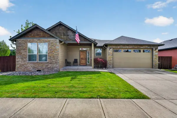 2003 NW 17th St, BattleGround, WA 98604