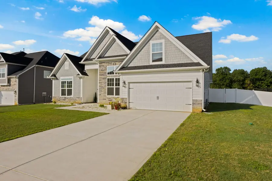 318 Carriage Hill Drive, Powdersville Piedmont, SC 29642 - Image #2