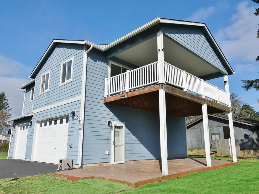 500 Chenois Avenue Ne, Ocean Shores, WA 98569 - #2