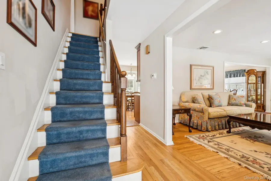 14 Hillside Avenue, Saint James, NY 11780 - #2