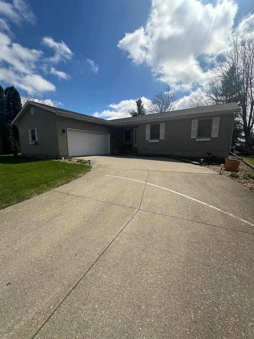 610 Kelley Drive, Heyworth, IL 61745 - #2