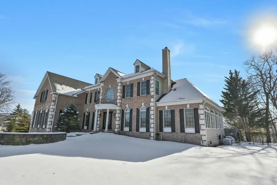 37 Crown View Ct, Sparta, NJ 07871 - Image #2