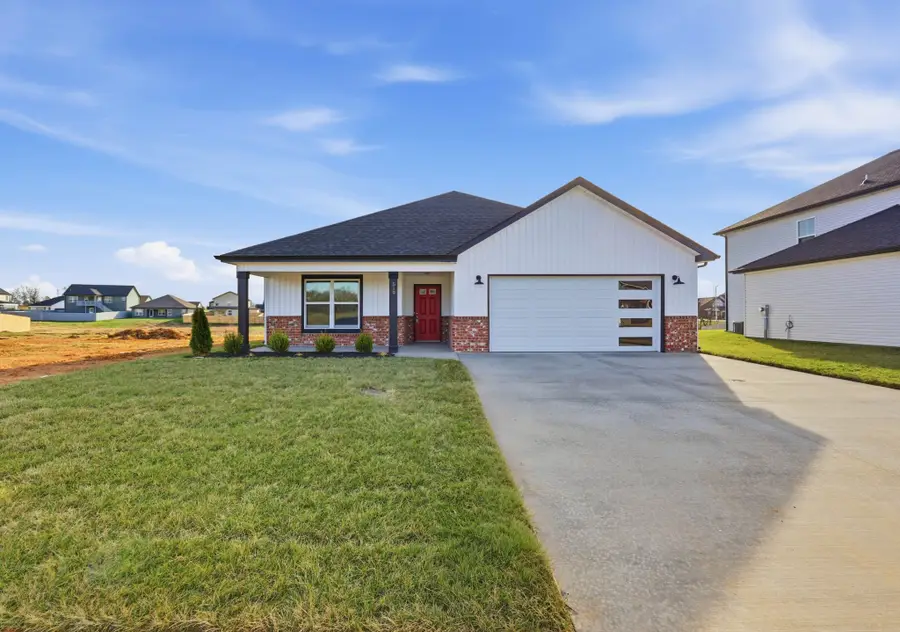 519 Ayden Ln, Clarksville, TN 37042 - Image #2