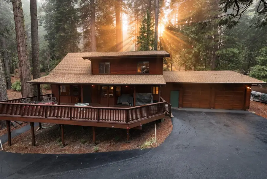 702 Yuroc Drive, Dorrington, CA 95223 - #2