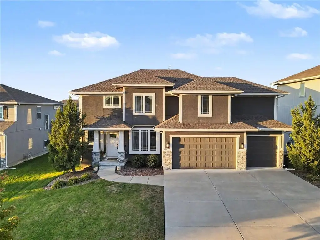 16046 W 172nd Terrace, Olathe, KS 66062 - #1