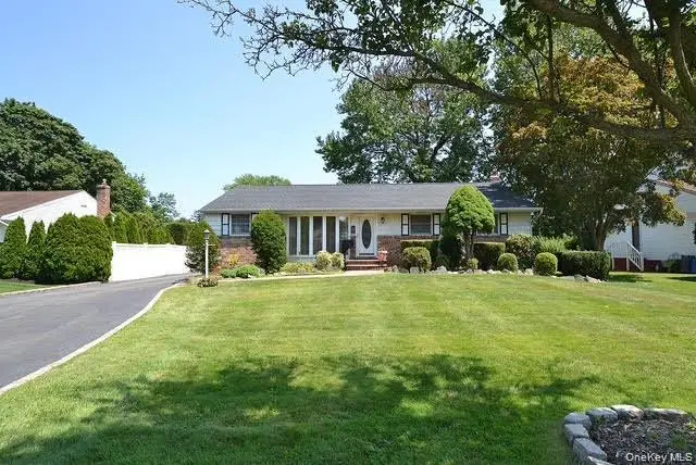 348 Town Line Road, Commack, NY 11725 - #3