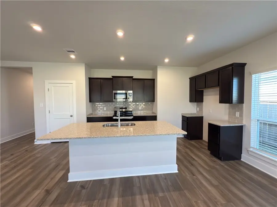 5302 Lyle Place, Bryan, TX 77807 - Image #3