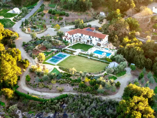 13202 Ojai Road, Santa Paula, CA 93060