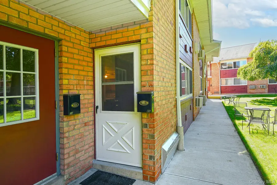 400 Fulton Street #8A, Farmingdale, NY 11735 - Image #3