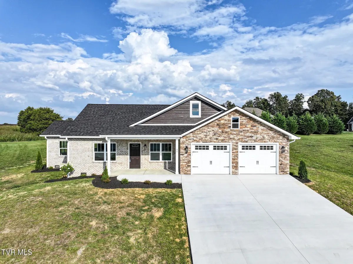 71 Clear Mountain Tr, Greeneville, TN 37745 - #1