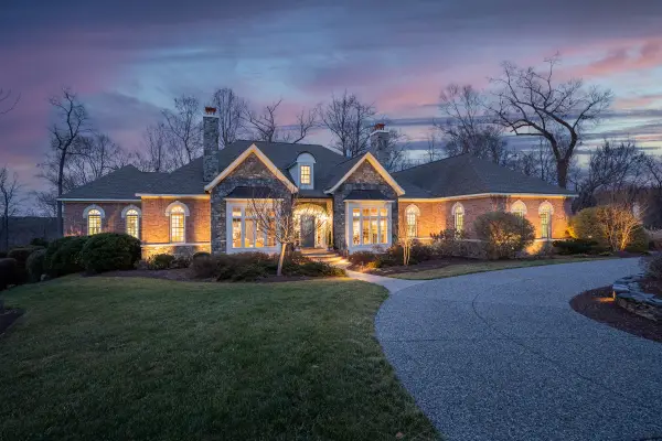 9120 James Riverwatch Drive, Richmond, VA 23235