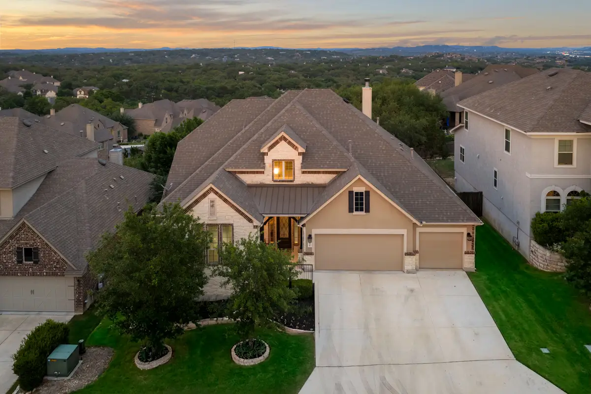 8926 Irving Hl, Boerne, TX 78015 - #1